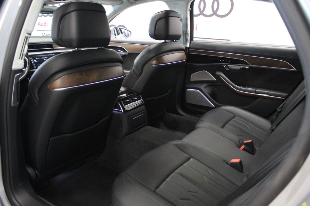 Thumbnail: 2019 Audi A8 - 32