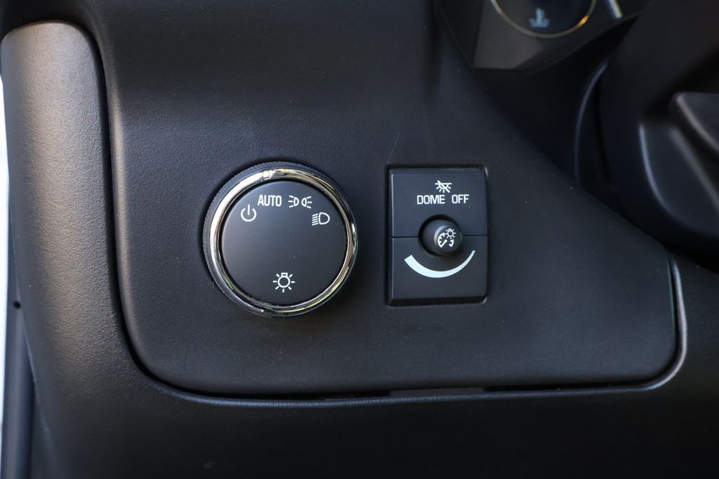 Thumbnail: 2022 Chevrolet Express - 21