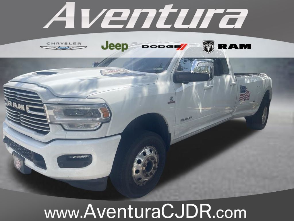 Bright White Clearcoat 2023 RAM 3500 Pickup Truck Four-Wheel Drive 6-Speed Automatic