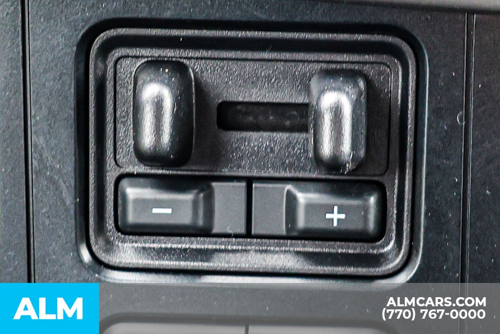 Used 2023 White Ford XLT image 44