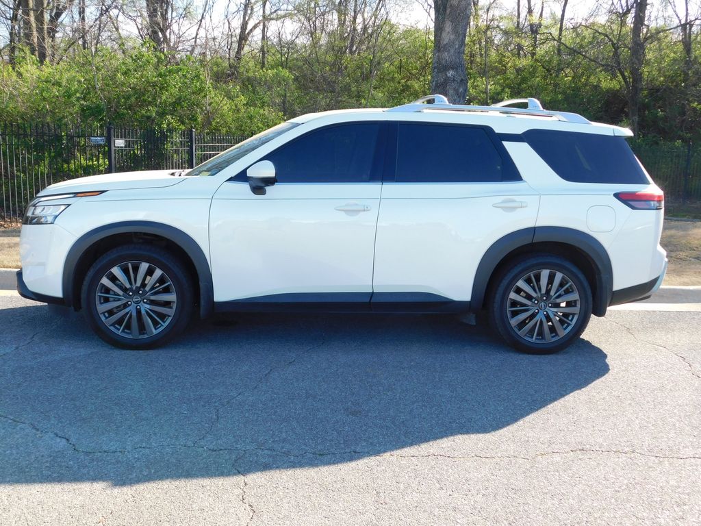 Thumbnail: 2023 Nissan Pathfinder - 2