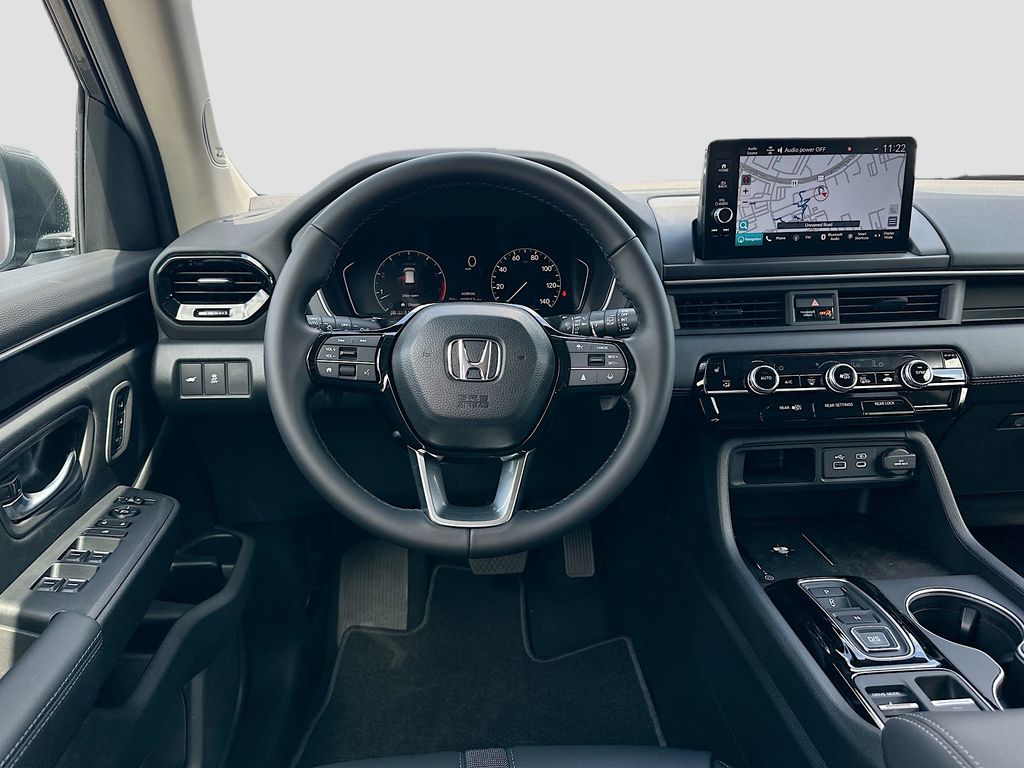 2025 Honda Pilot Touring 18