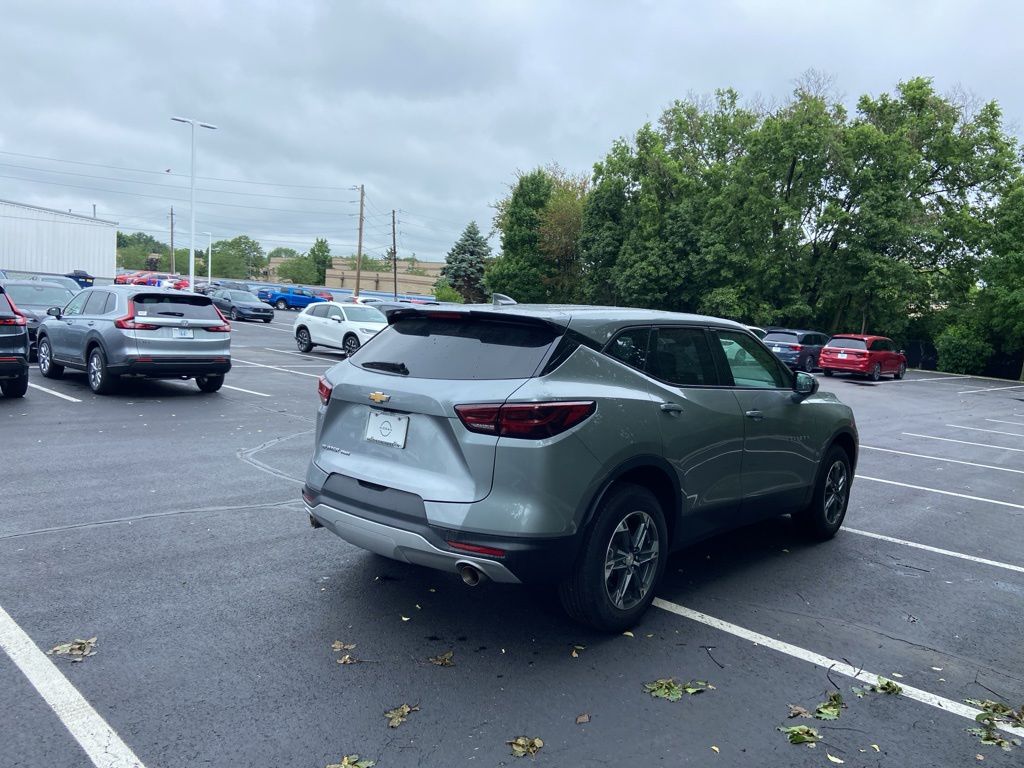 Thumbnail: 2025 Chevrolet Blazer - 6
