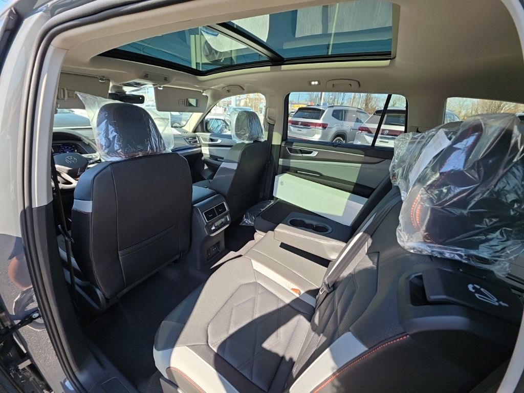 2026 Volkswagen Atlas 2.0T Peak Edition Gray at Sutliff Volkswagen
