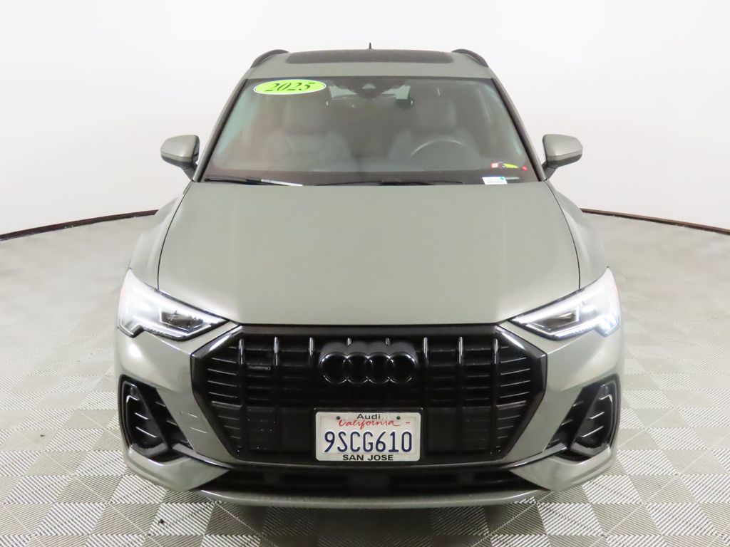 Thumbnail: 2025 Audi Q3 - 8