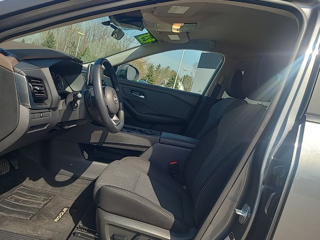 used 2023 Nissan Rogue car, priced at $21,053