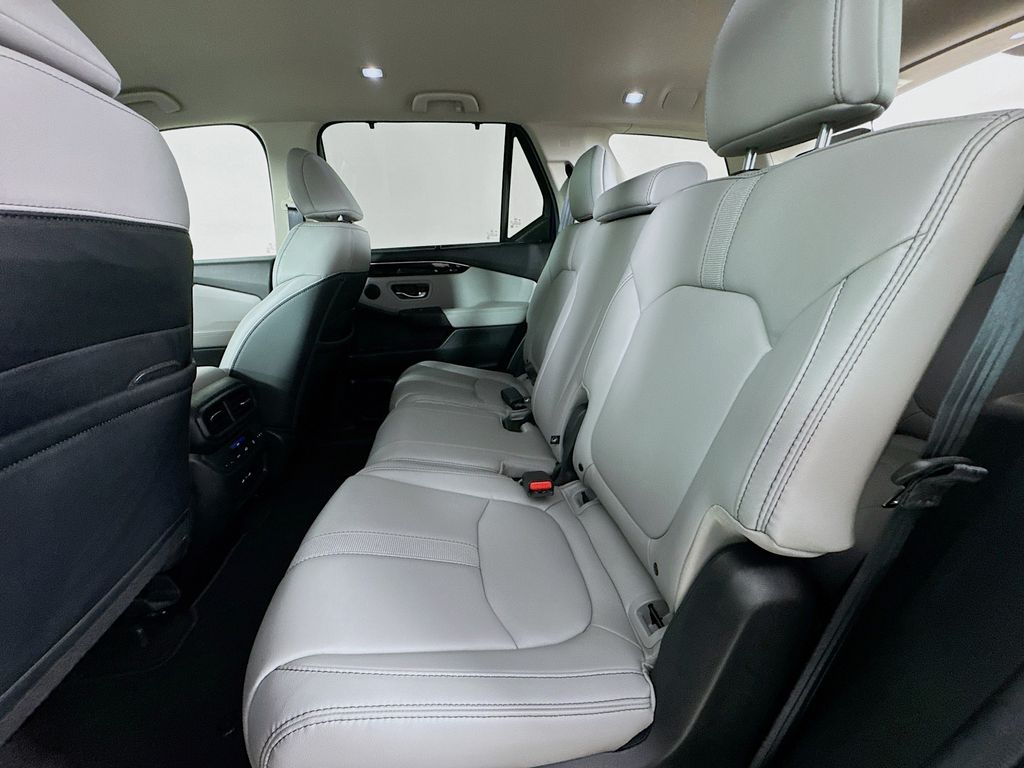 Used Car 2025 Honda Pilot  Ex-l For Sale Under $50,000 In Austin, Texas
