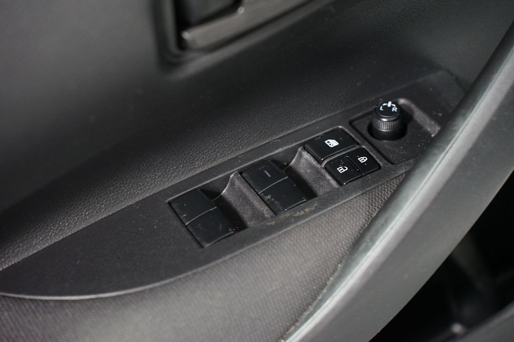 Thumbnail: 2024 Toyota Corolla - 28