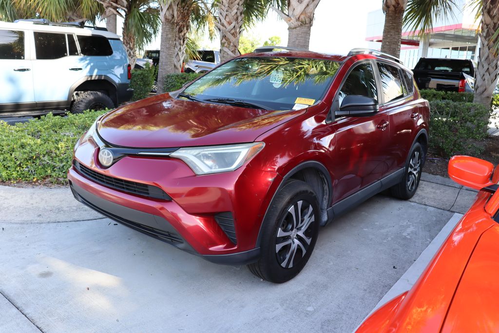 Thumbnail: 2018 Toyota RAV4 - 1