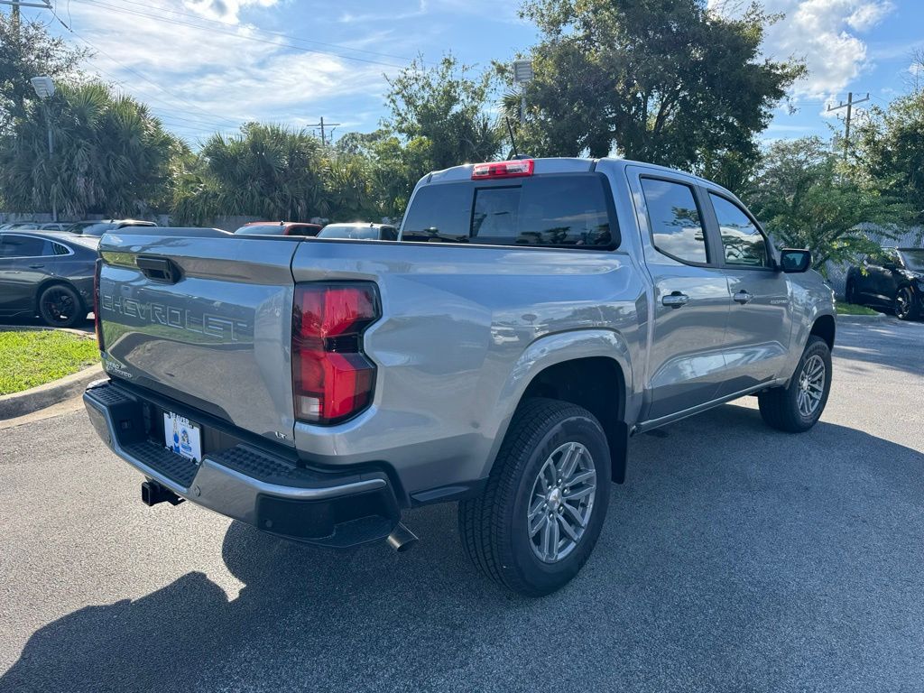 2024 Chevrolet Colorado LT 8