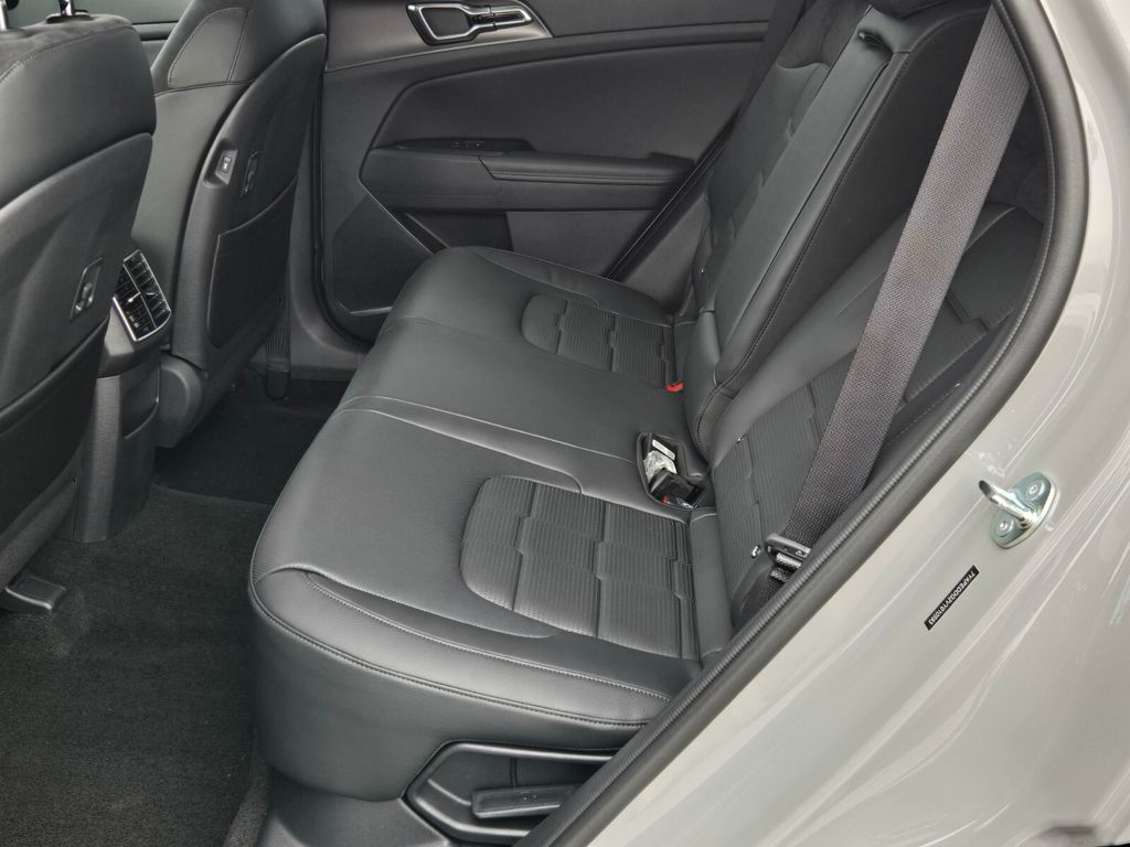 2027 Kia Sportage - $41,630
