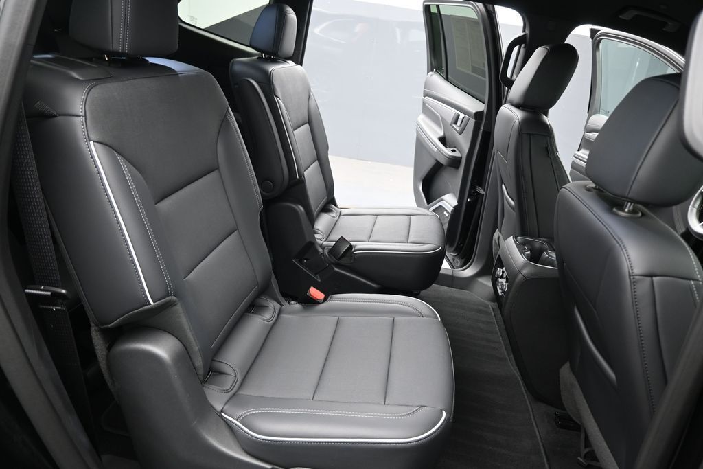 Used 2025 Buick Enclave SUV