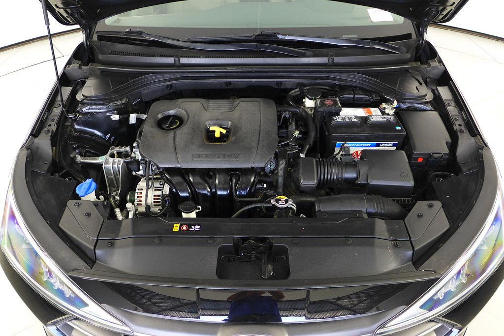 2020 Hyundai Elantra SEL 6