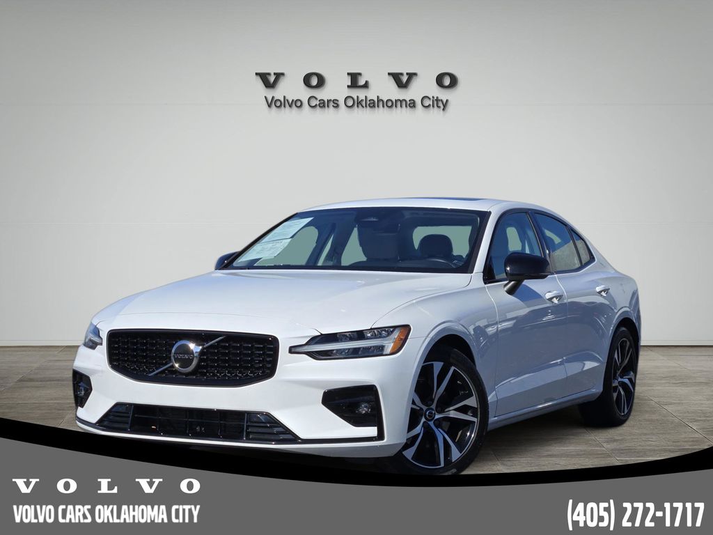 2025 Volvo S60 Core