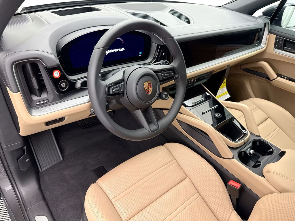 Thumbnail: 2026 Porsche Cayenne - 4