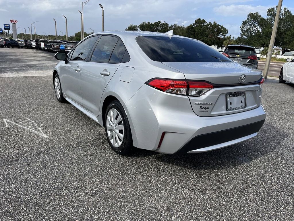 2022 Toyota Corolla LE 7