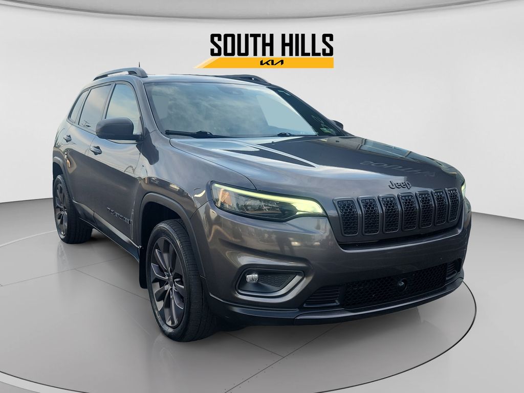 2021 Jeep Cherokee Latitude Lux Gray at Subaru and VW of Moon Township