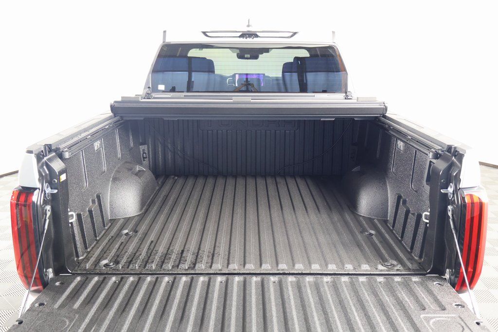 2025 Toyota Tundra Limited 8