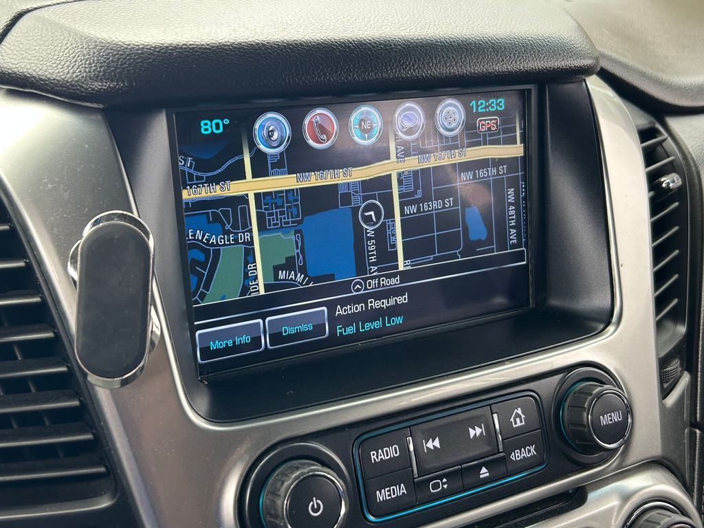 Used 2020 Shadow Gray Metallic Chevrolet LT image 29