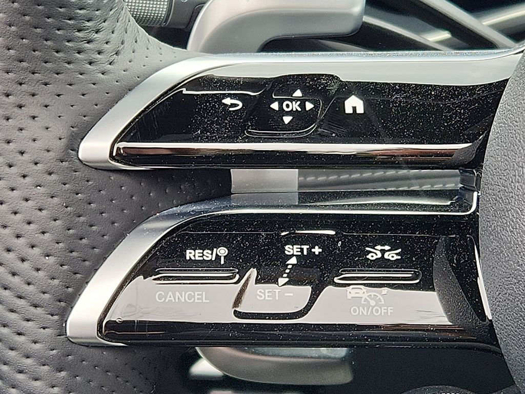 Thumbnail: 2024 Mercedes-Benz SL-Class - 20