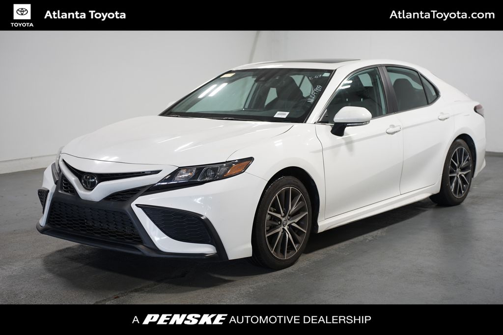 Thumbnail: 2022 Toyota Camry - 1