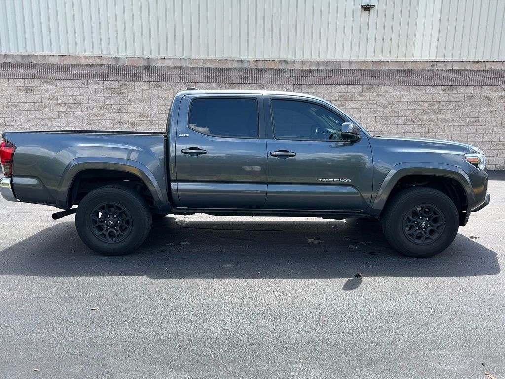 2022 Toyota Tacoma SR5 6