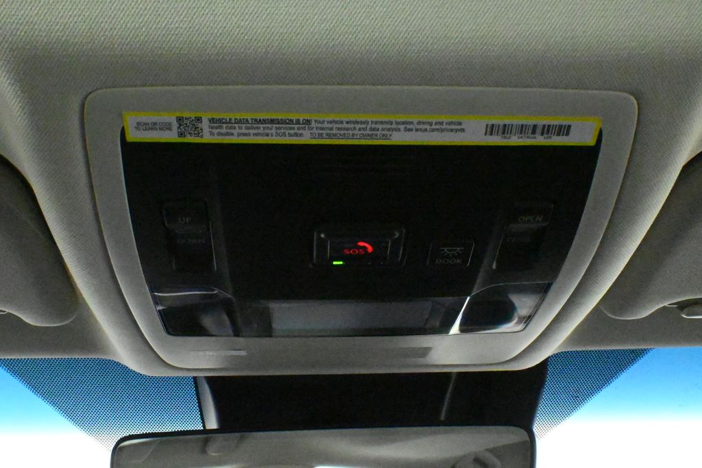 Thumbnail: 2025 Lexus ES - 21