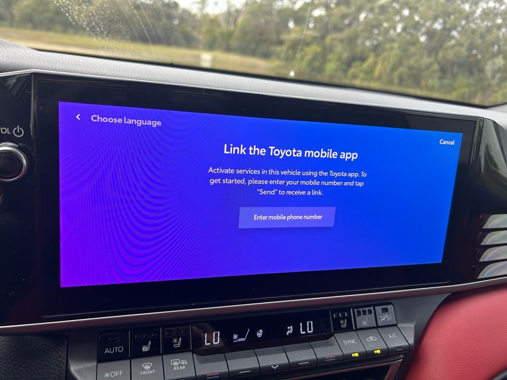 Thumbnail: 2025 Toyota Camry - 24