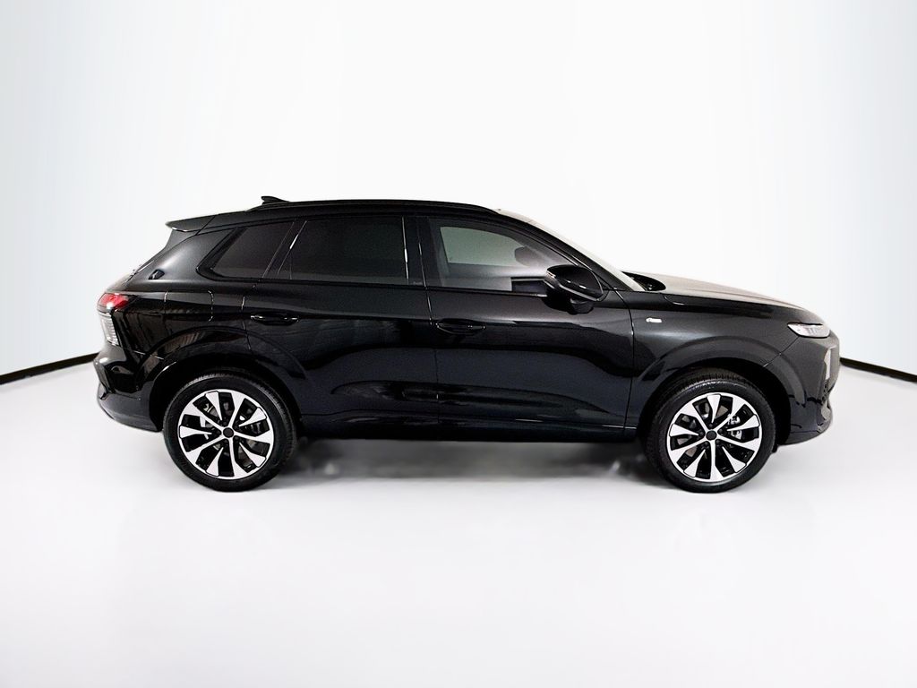 Thumbnail: 2026 Audi Q3 - 4