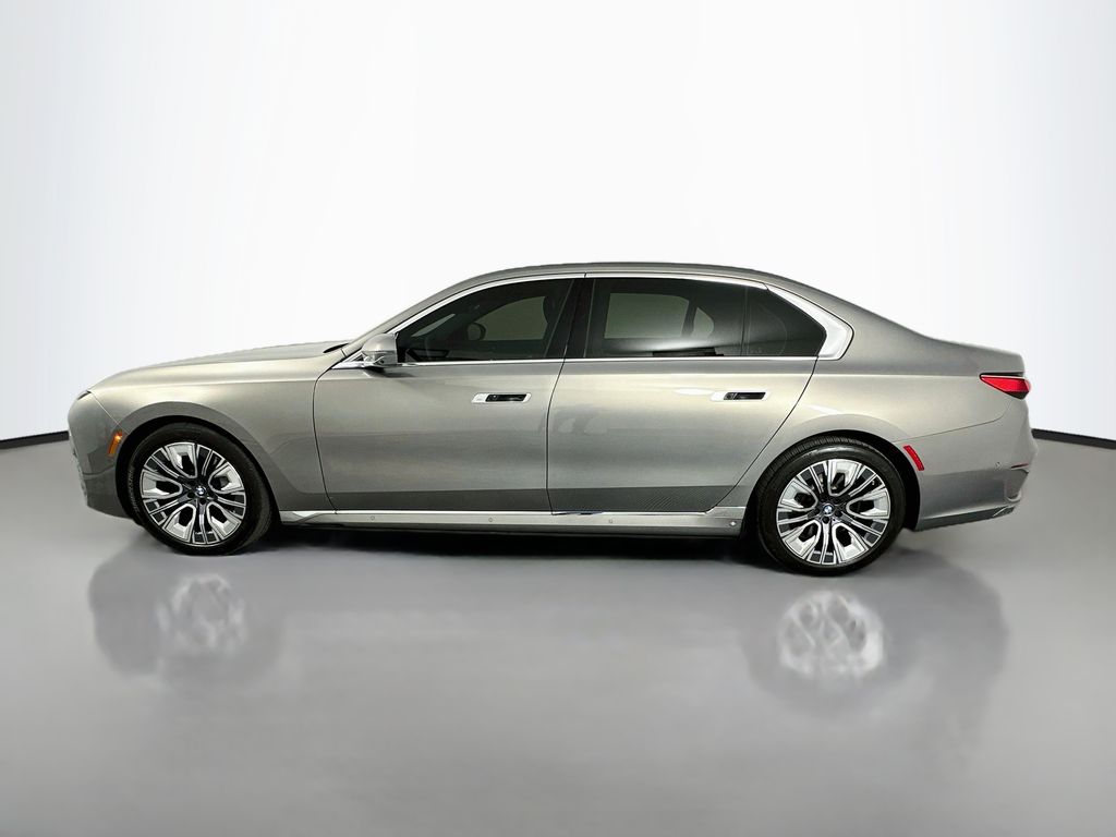 Thumbnail: 2024 BMW i7 - 8