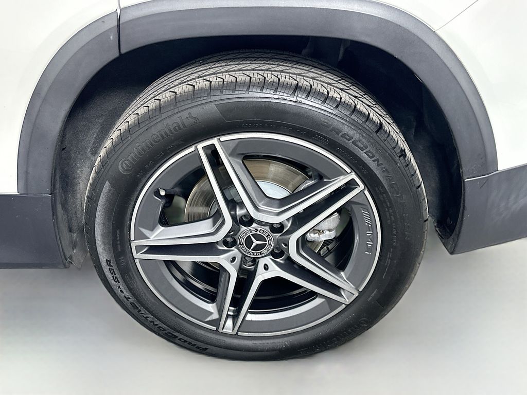 Thumbnail: 2021 Mercedes-Benz GLB - 31