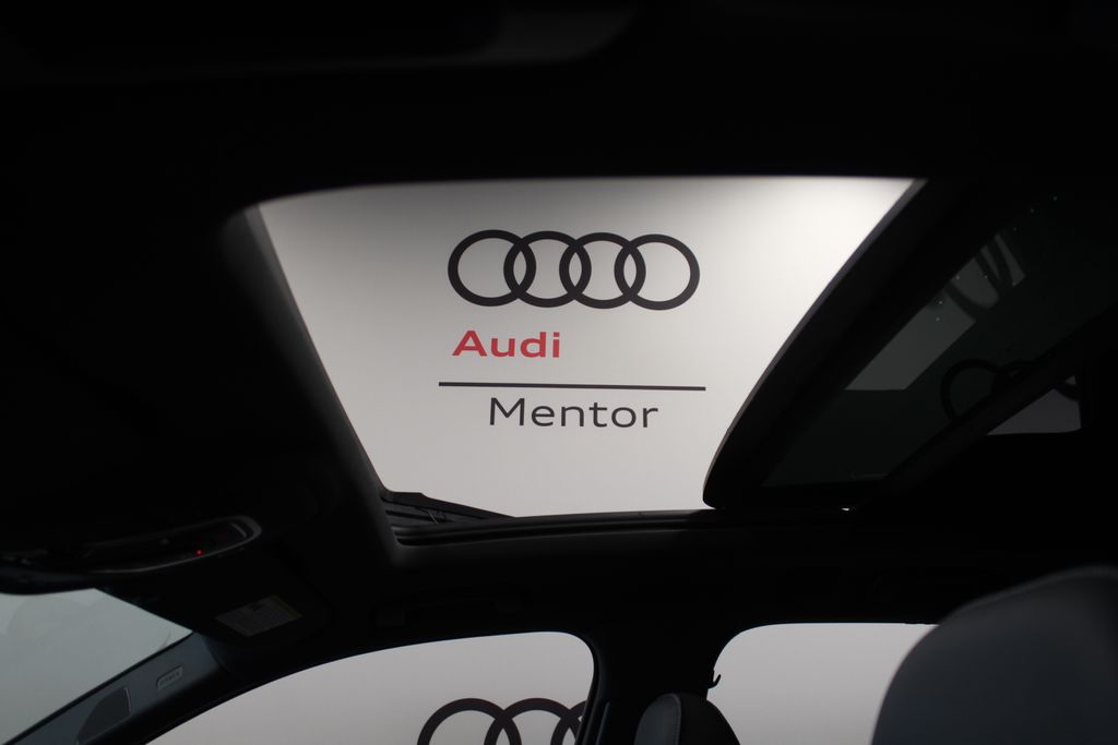 Thumbnail: 2026 Audi Q7 - 13