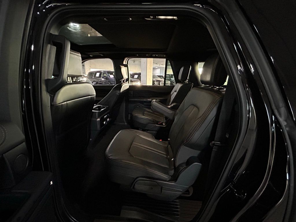 Used 2023 Agate Black Metallic Ford Platinum image 51