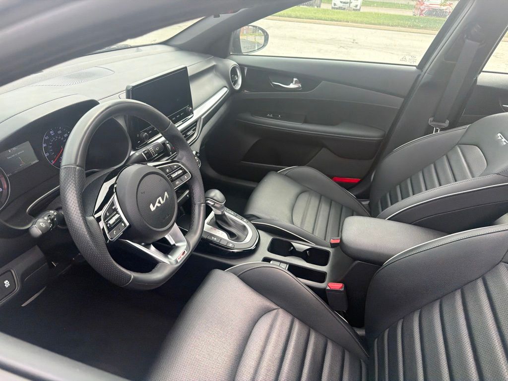 2023 Gravity Gray Kia Forte GT-Line FWD Sedan