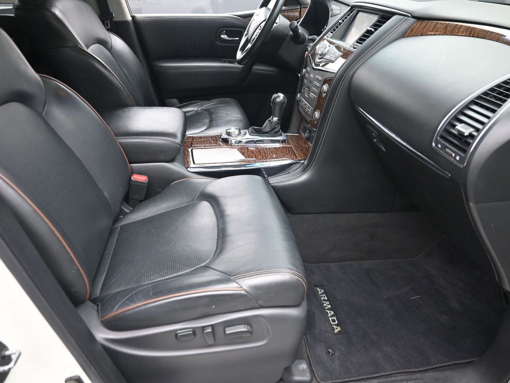 Used 2017 White Nissan SL image 7