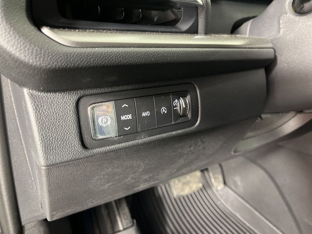 Thumbnail: 2026 Chevrolet Traverse - 29