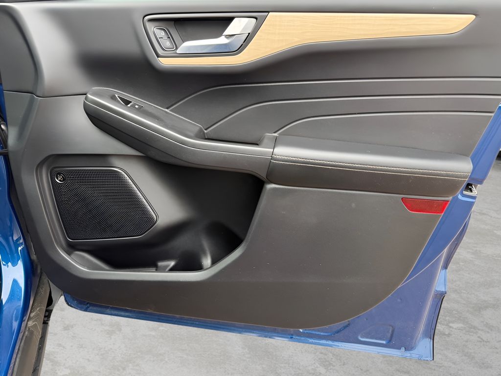 2022 Ford Escape Hybrid