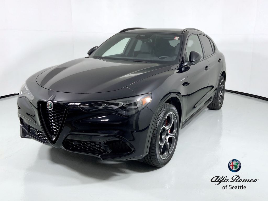 Vulcano Black Metallic 2026 Alfa Romeo Stelvio SUV / Crossover All-Wheel Drive 8-Speed Automatic
