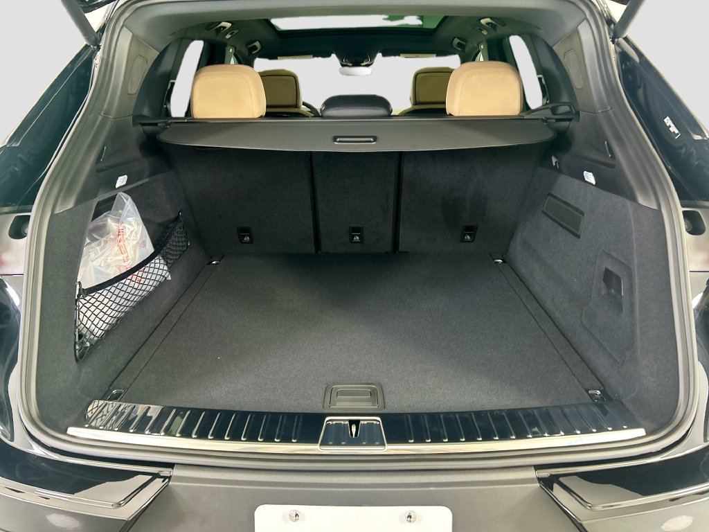 Thumbnail: 2026 Porsche Cayenne - 28