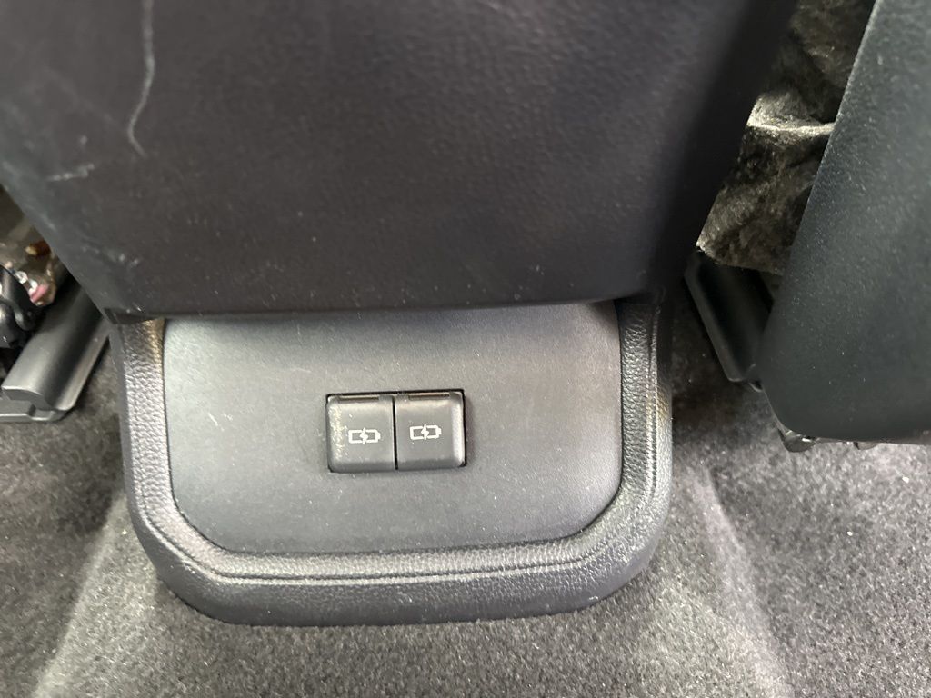 2023 Celestial Silver Metallic Toyota Highlander LE FWD SUV