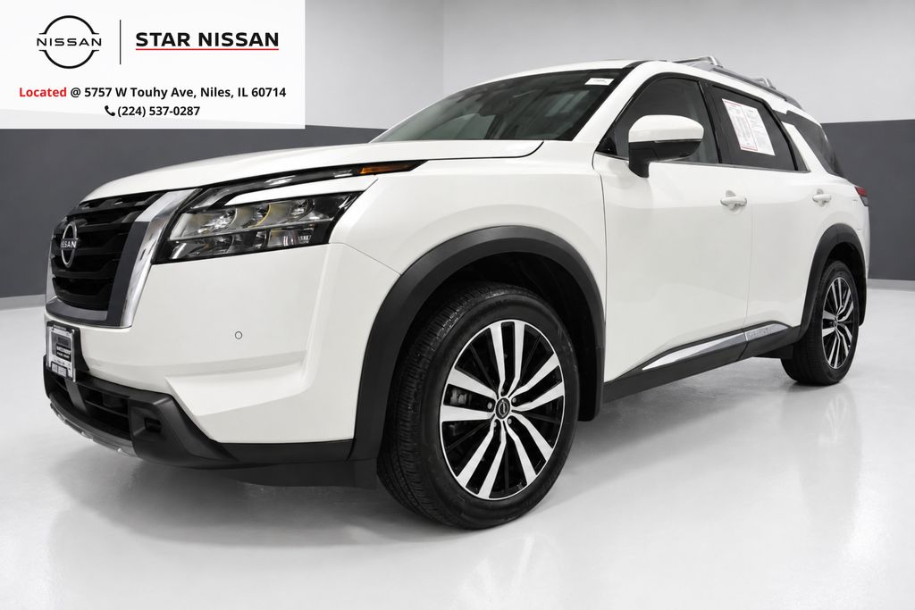 Pearl White Tricoat 2024 Nissan Pathfinder SUV / Crossover All-Wheel Drive 9-Speed Automatic