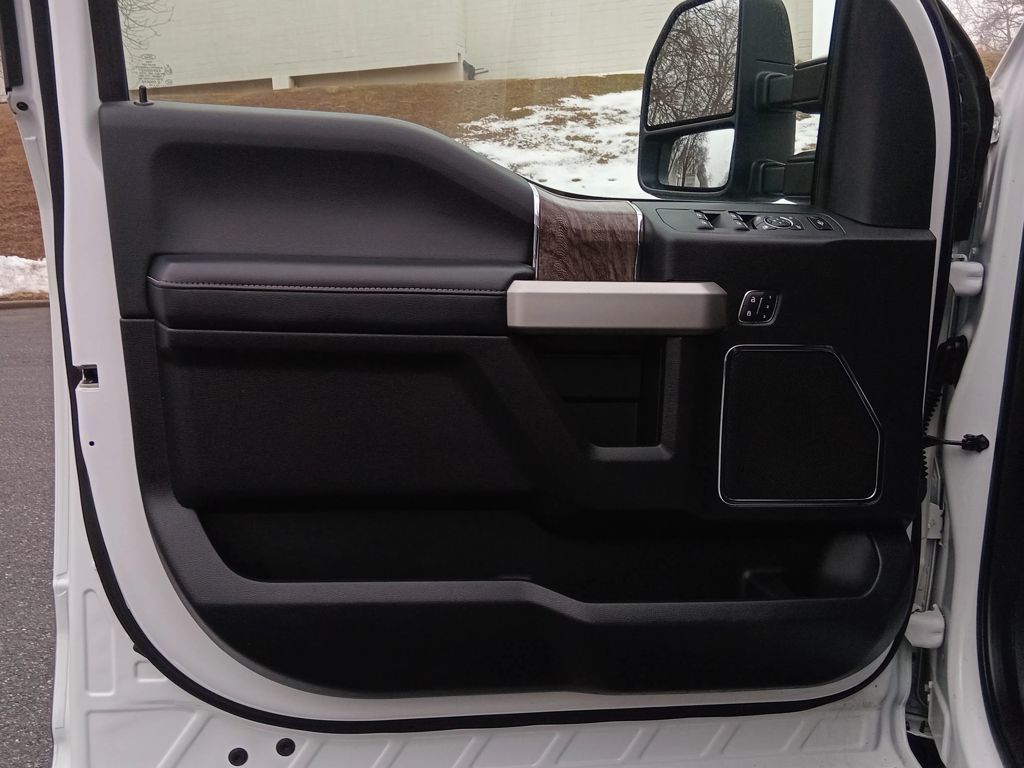 2019 Ford F-350 LARIAT