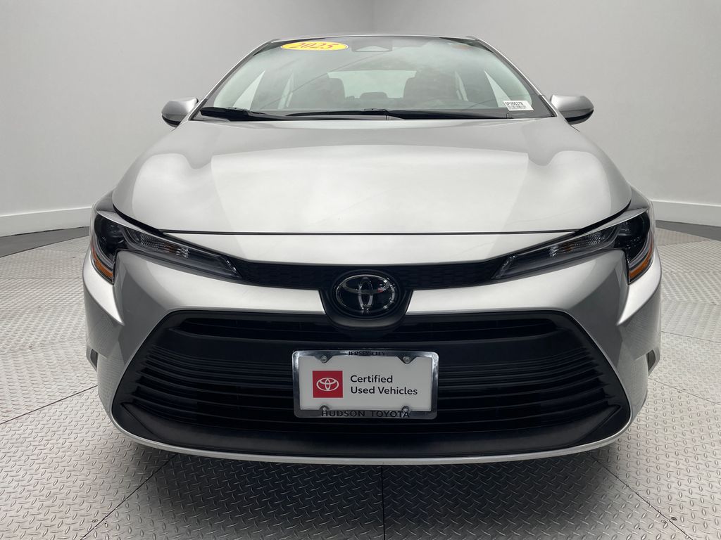 Thumbnail: 2025 Toyota Corolla - 2