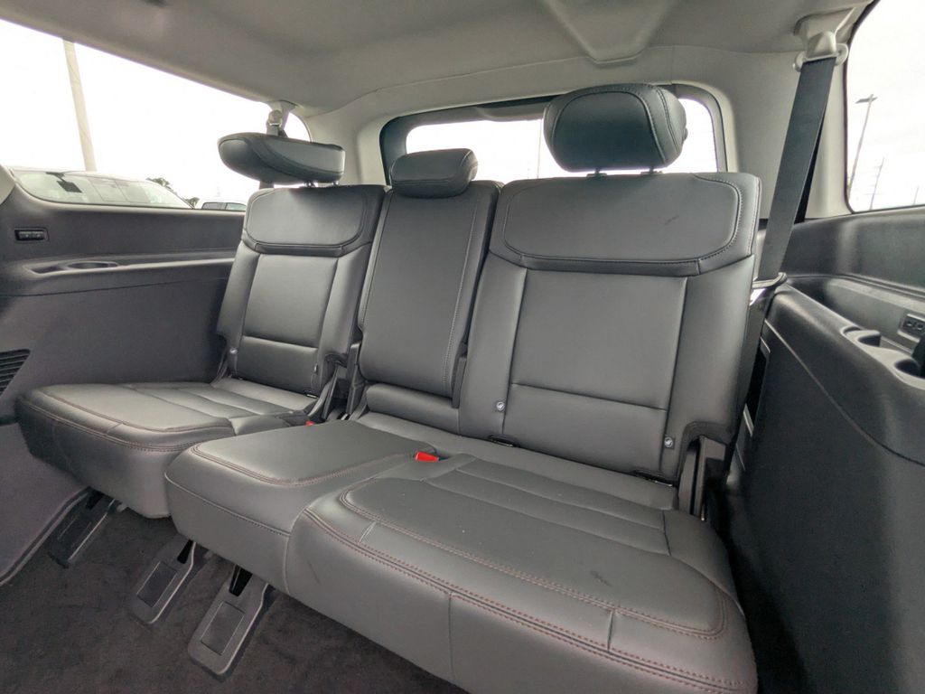 2025 Ford Expedition Active MAX