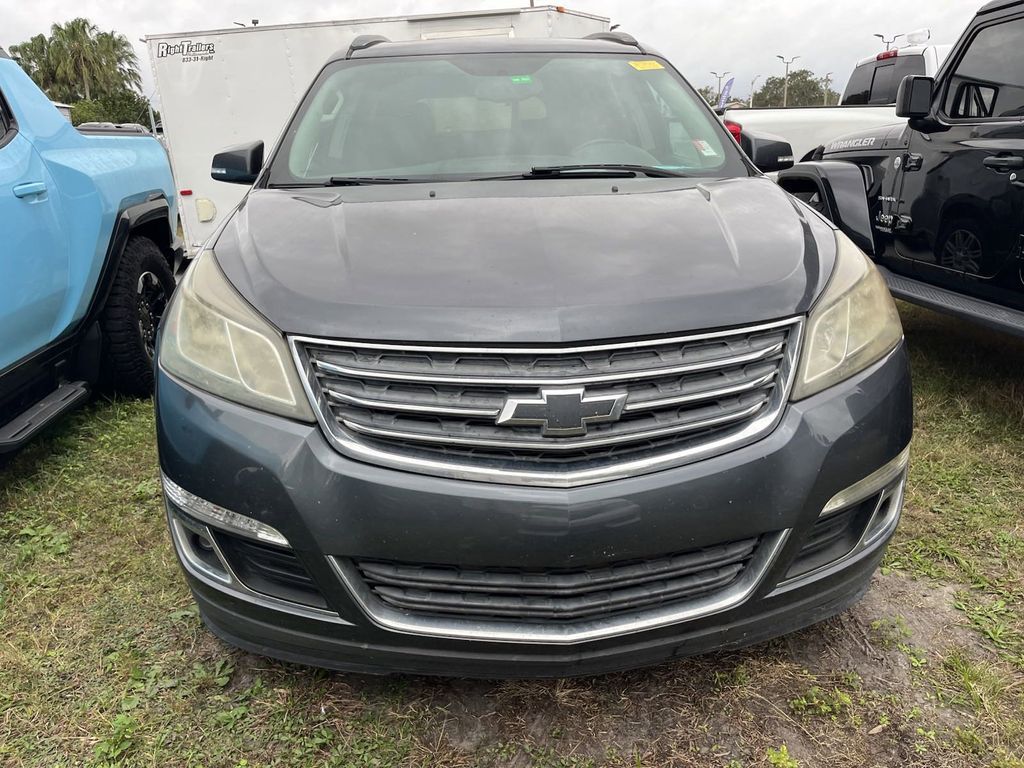 2014 Chevrolet Traverse LT 2