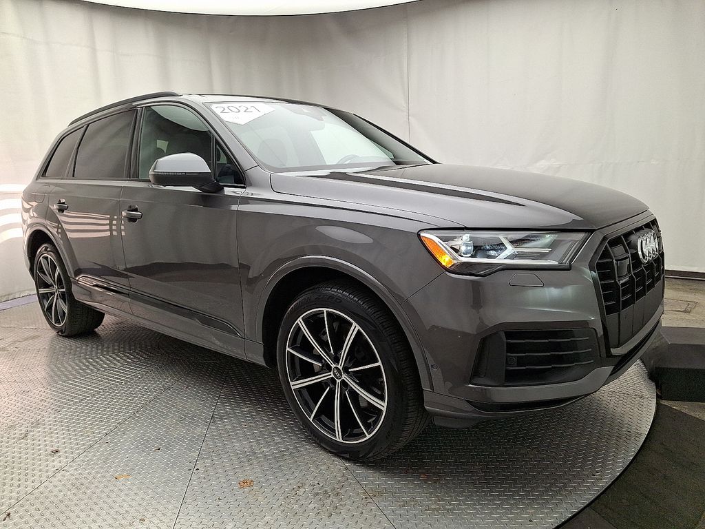 Thumbnail: 2021 Audi Q7 - 3