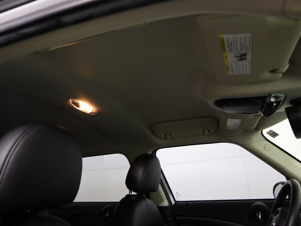 Thumbnail: 2016 MINI Cooper Countryman - 18