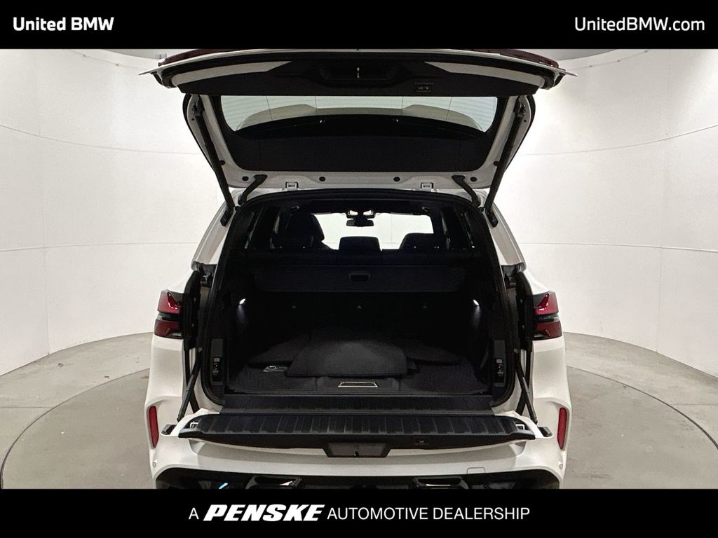 Thumbnail: 2026 BMW X5 - 22