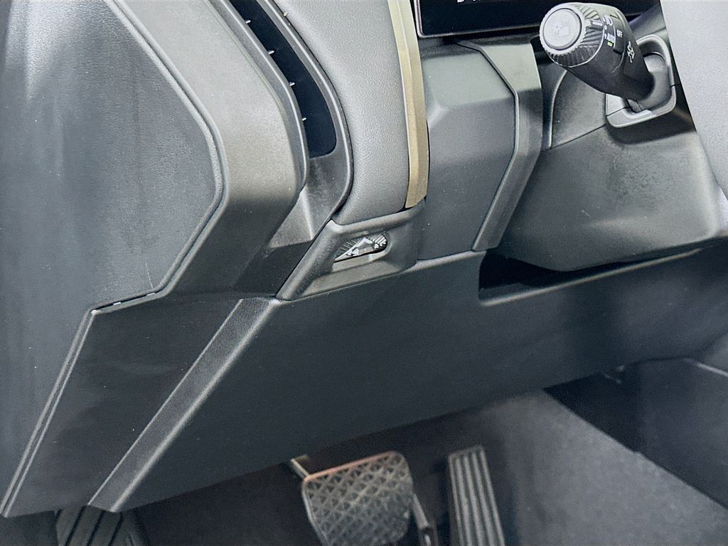 Thumbnail: 2025 BMW X3 - 10