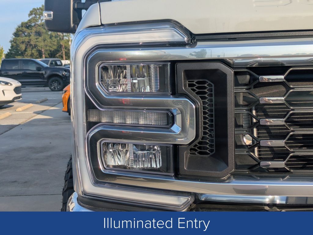 2026 Ford F-350 Super Duty LARIAT